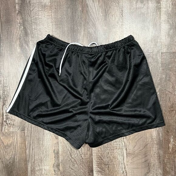 Vintage Tweety Bird Looney Tunes Shorts - Picture 2 of 10